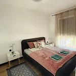 Lejlighed Cozy Corner - Free Parking