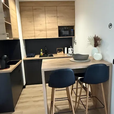 Cozy Corner - Free Parking Appartamento